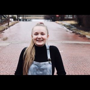 Meet your Posher, Madison